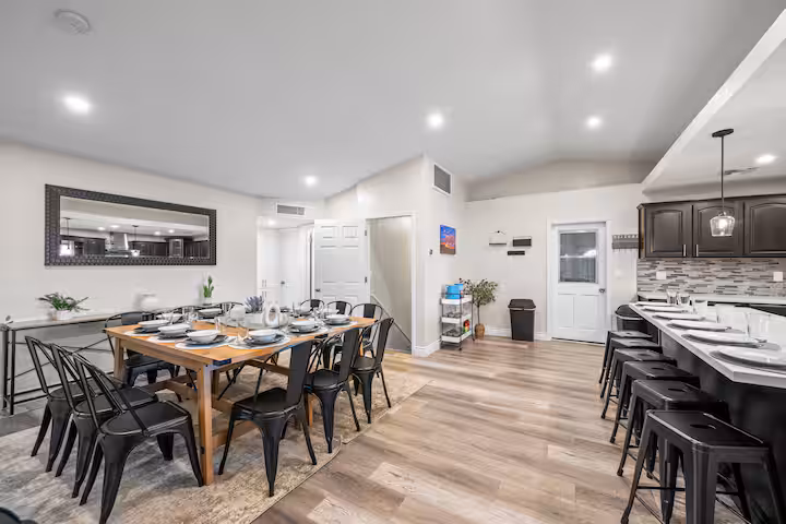 5747 N 16th St, Phoenix, AZ gallery photo 5